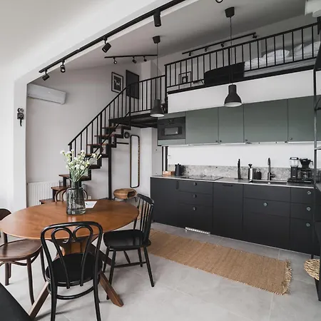 Vitrum Apartment